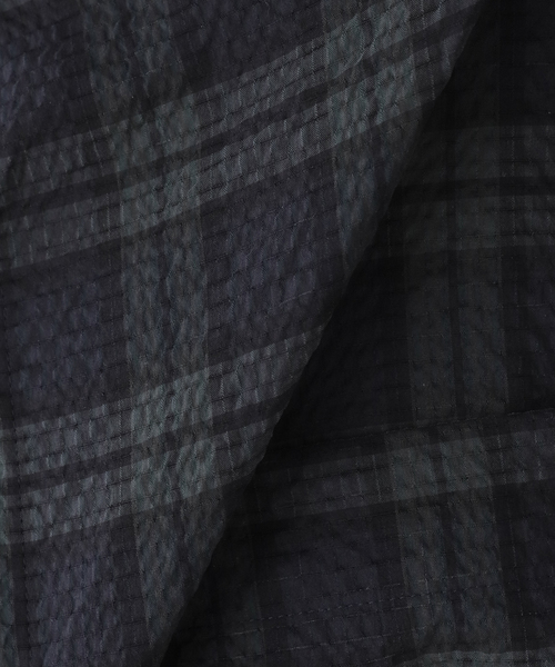 JOURNAL STANDARD LUXE(ジャーナルスタンダード ラックス)の「サッカー スタンドカラーシャツ(シャツ/ブラウス・レディース・アイボリー/ブラウン/ネイビー・FREE)」の4枚目の写真