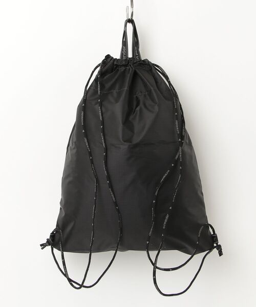 BEAVER（ビーバー）の「ｃｒｉｓｐｙ　ｒｉｐ　ｄｒａｗｓｔｒｕｎｇ　ｂａｇ（トートバッグ・メンズ・ブラック・F）」の5枚目の写真