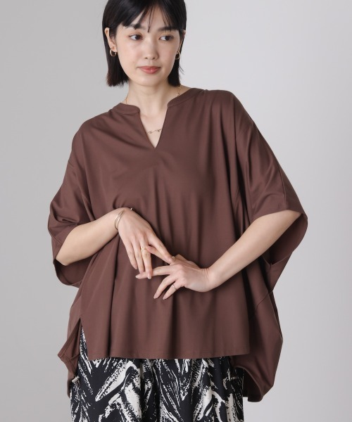 Bou Jeloud(ブージュルード)の「クリアクールスキッパープルオーバー(Tシャツ/カットソー・レディース・オレンジ/ブルー/オフホワイト/ブラック/ブラウン・FREE)」の3枚目の写真