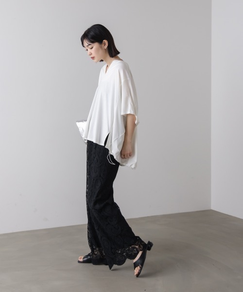 Bou Jeloud(ブージュルード)の「クリアクールスキッパープルオーバー(Tシャツ/カットソー・レディース・オレンジ/ブルー/オフホワイト/ブラック/ブラウン・FREE)」の11枚目の写真
