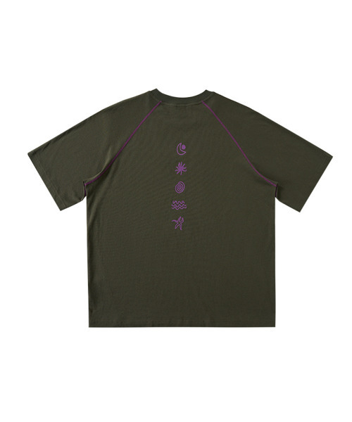 BUTTON SEOUL(ボタンソウル)の「カラー スティッチ シンボリック ショートスリーブ (3 COLOR)(Tシャツ/カットソー・メンズ・アイボリー/カーキ/ブラウン・MEDIUM/LARGE/X-LARGE)」の5枚目の写真