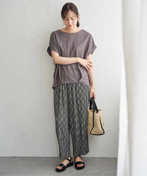 ikka(イッカ)の「【接触冷感】鹿の子センターシームタックプルオーバー(Tシャツ/カットソー・レディース・ライトブルー/ベージュ/ネイビー/マスタード/オリーブ/ブラウン系その他・M/L/S)」の7枚目の写真