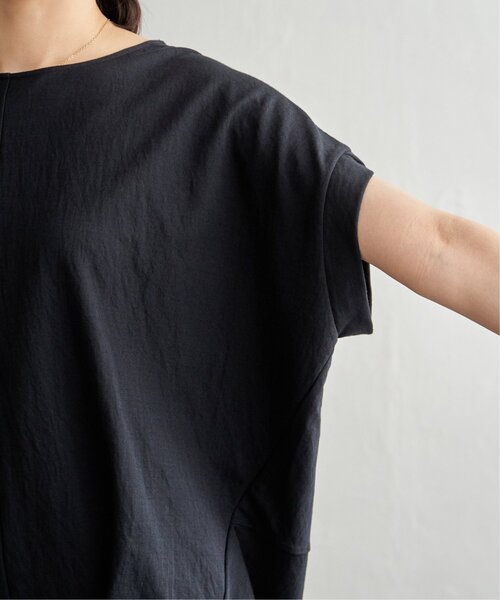 ikka(イッカ)の「【接触冷感】鹿の子センターシームタックプルオーバー(Tシャツ/カットソー・レディース・ライトブルー/ベージュ/ネイビー/マスタード/オリーブ/ブラウン系その他・M/L/S)」の11枚目の写真