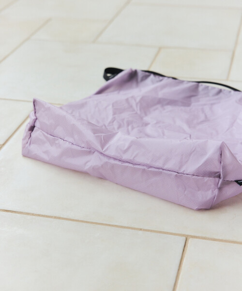 COBMASTER（コブマスター）の「Cobmaster × FREAK'S STORE/コブマスター × フリークスストア 別注 撥水PACKABLE SHOULDER パッカブル ショルダーバッグ（ショルダーバッグ・レディース・ブラック/グレー/ベージュ/ラベンダー・ONE SIZE）」の17枚目の写真