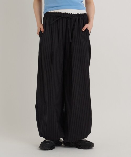 w closet(ダブルクローゼット)の「【セットアップ対応/ドット/無地】ドロストパンツ(その他パンツ・レディース・ホワイト系その他/オフホワイト/ブラック系その他/ブラック・SMALL/MEDIUM)」の14枚目の写真