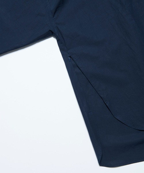 BASISBROEK（バシスブルック）の「VAKEN -SOLID-（シャツ/ブラウス・メンズ・サックスブルー/ネイビー・1/2）」の4枚目の写真