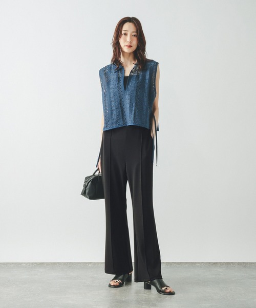 GLOBAL WORK(グローバルワーク)の「冷感フレアパンツ/813639(その他パンツ・レディース・ダークブラウン/ブラック・MEDIUM/SMALL/LARGE)」の3枚目の写真