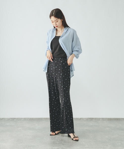 GLOBAL WORK(グローバルワーク)の「冷感フレアパンツ/813639(その他パンツ・レディース・ダークブラウン/ブラック・MEDIUM/SMALL/LARGE)」の22枚目の写真