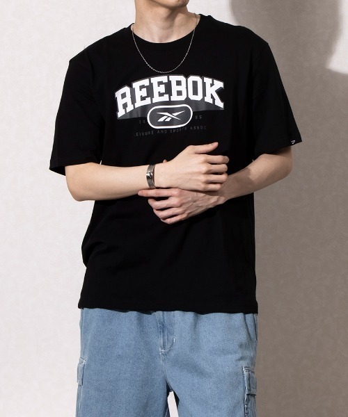Reebok(リーボック)の「3D グラフィック Tシャツ / 3D GRAPHIC TEE(Tシャツ/カットソー・メンズ・グレイッシュベージュ/ブラック・X-LARGE/SMALL/MEDIUM/LARGE)」の2枚目の写真