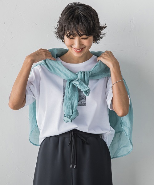 la.f…(ラエフ)の「刺繍Tシャツ(Tシャツ/カットソー・レディース・ホワイト/チャコールグレー・9号/11号)」の5枚目の写真