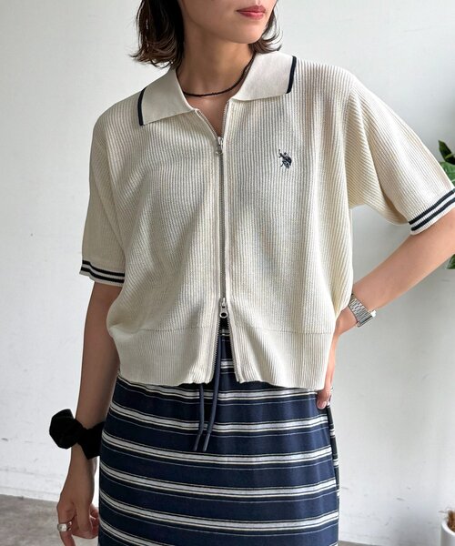 U.S. POLO ASSN.（ユーエスポロアッスン）の「襟付きジップ半袖カーディガン（カーディガン/ボレロ・レディース・レッド/グレー/ネイビー/アイボリー・FREE）」の9枚目の写真