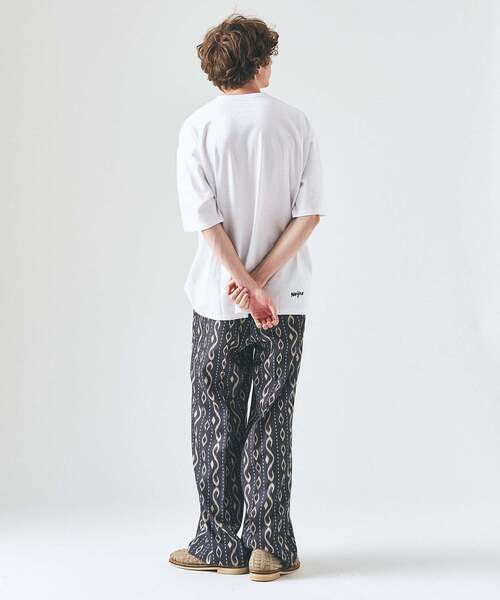 417 EDIFICE(フォーワンセブンエディフィス)の「追加|SAVIGNAC×417 グラフィックTシャツ(Tシャツ/カットソー・メンズ・ホワイト/アイボリー/オートミール/イエロー/ブルー系その他/ストーン/ホワイト系その他/ホワイト×ホワイト・LARGE/MEDIUM/SMALL)」の22枚目の写真