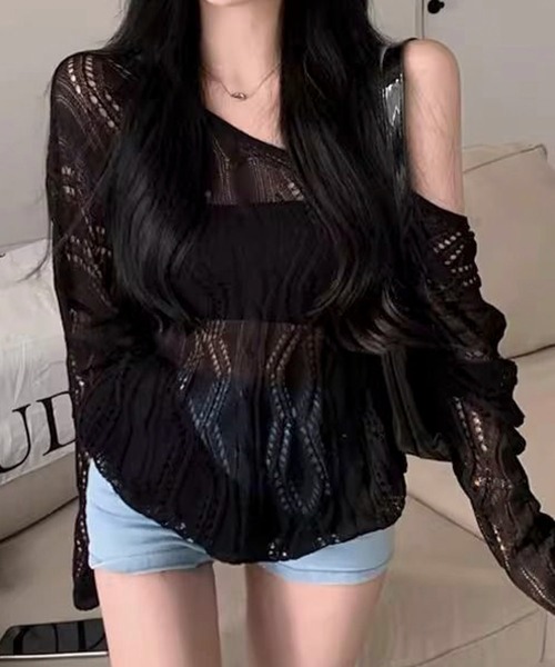 AVYL(アヴィル)の「2WAY透かし編みルーズニット(Tシャツ/カットソー・レディース・ホワイト/ブラック・M)」の12枚目の写真