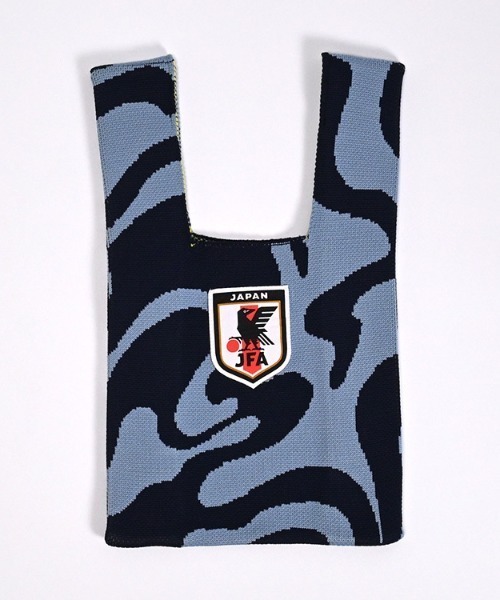 JFA STORE(ジェイエフエーストア)の「【JFA STORE】 ニットバッグ SAMURAI BLUE 波紋総柄ジャカード JFAエンブレムワッペン(エコバッグ/サブバッグ・レディース・ネイビー/ピンク・FREE)」の12枚目の写真