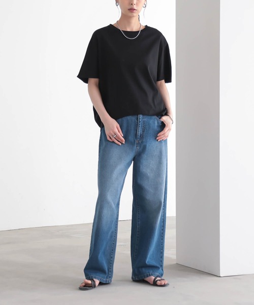 for/c(フォーシー)の「トルココットンコクーンドルマントップス【サスティナブル】(Tシャツ/カットソー・レディース・オフホワイト/ブラック・M/L)」の16枚目の写真