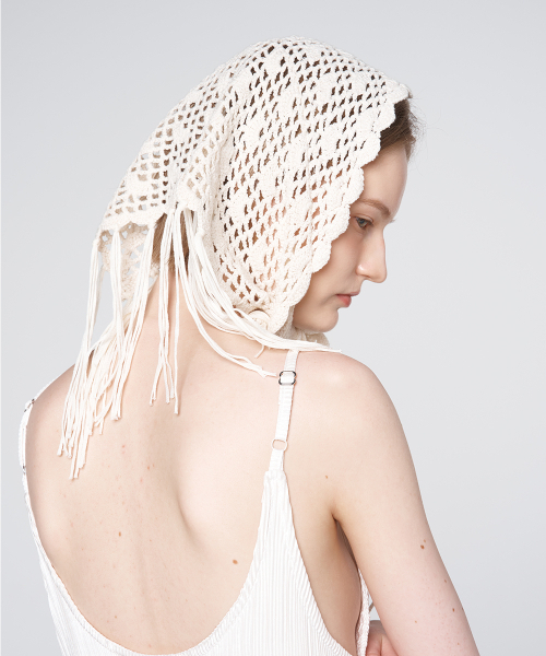 320SHOWROOM(320ショールーム)の「Crochet Asymmetric Fringe Wrap Skirt(スカート・レディース・ベージュ・FREE)」の3枚目の写真