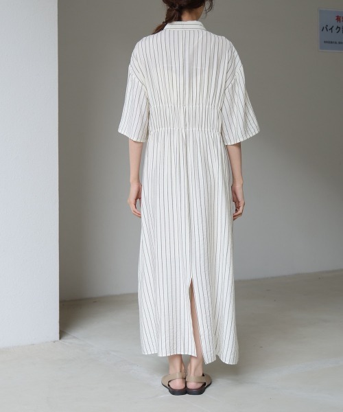 Bab(バブ)の「【再登場・選べるサイズ展開】ビスチェ風シャツワンピース(シャツワンピース・レディース・ブルー/アイボリー/ピンク・M/S)」の8枚目の写真