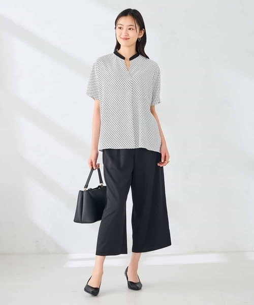 a.v.v(アーヴェヴェ)の「クロップドパンツ(その他パンツ・レディース・ベージュ/ブラック・36/40/38)」の21枚目の写真
