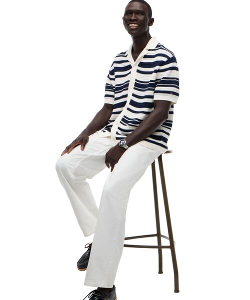 TOMMY HILFIGER(トミーヒルフィガー)の「ブルトンストライプニットシャツ(シャツ/ブラウス・メンズ・ホワイト・X-SMALL/SMALL/MEDIUM/LARGE)」の3枚目の写真