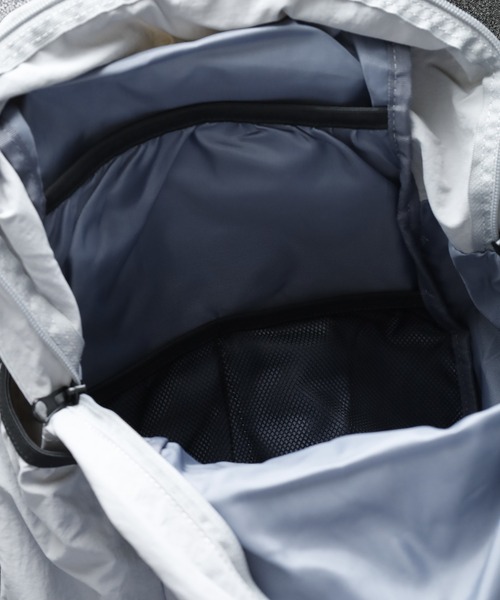 SNOOPY（スヌーピー）の「SNOOPY ウッドストック リュック 折り畳み トラベル（バックパック/リュック・レディース・グレー/ブラック・FREE）」の11枚目の写真