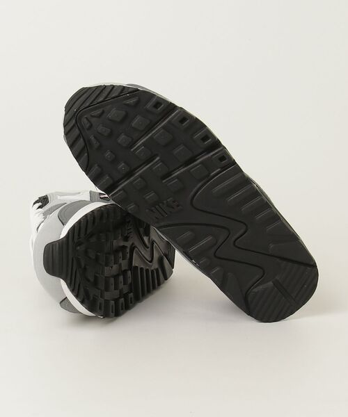NIKE（ナイキ）の「NIKE/ナイキ ｴｱ ﾏｯｸｽ 90（スニーカー・メンズ・グレー・25cm/25.5cm/22.5cm/23cm/23.5cm/24.5cm）」の3枚目の写真