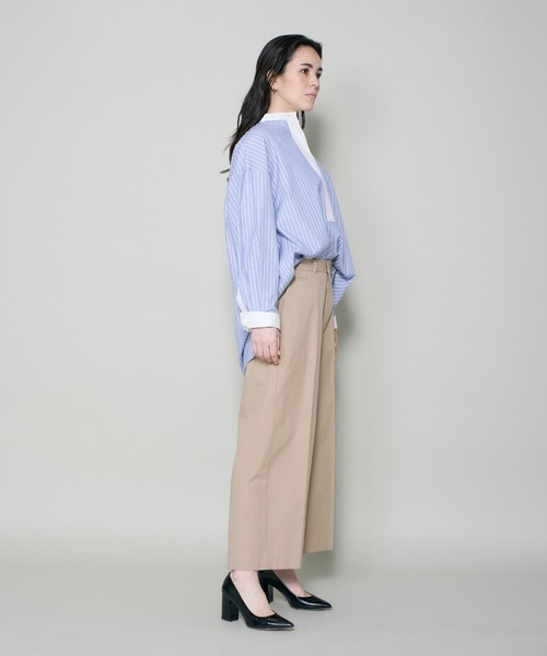I.T.'S international(イッツインターナショナル)の「強撚チノワイドクロップドパンツ(その他パンツ・レディース・ブルー・9号)」の16枚目の写真