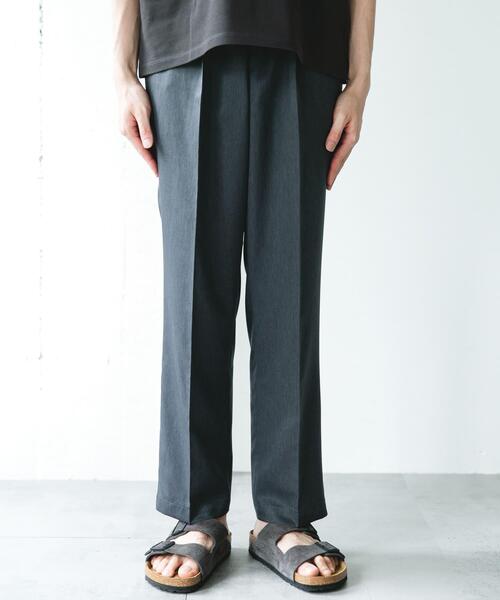 URBAN RESEARCH DOORS(アーバンリサーチドアーズ)の「COOLFIBER ツイルシャーリングスラックス(その他パンツ・メンズ・ベージュ/チャコールグレー/ネイビー・MEDIUM/LARGE)」の10枚目の写真
