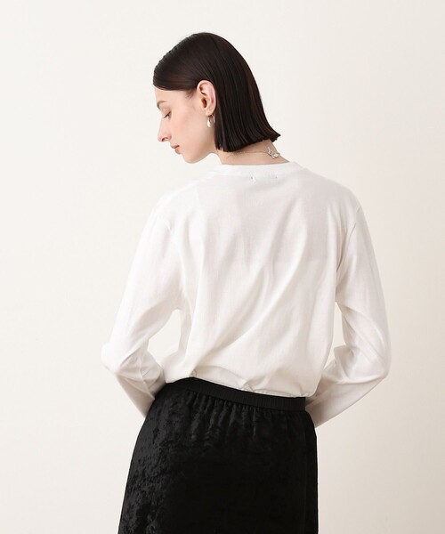 allureville(アルアバイル)の「ステッカーロゴロングTシャツ(Tシャツ/カットソー・レディース・ブラック/オフホワイト/ベージュ・2)」の6枚目の写真