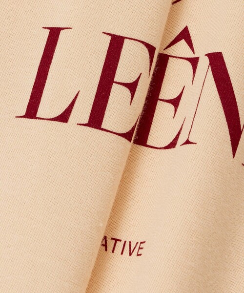 allureville(アルアバイル)の「ステッカーロゴロングTシャツ(Tシャツ/カットソー・レディース・ブラック/オフホワイト/ベージュ・2)」の14枚目の写真