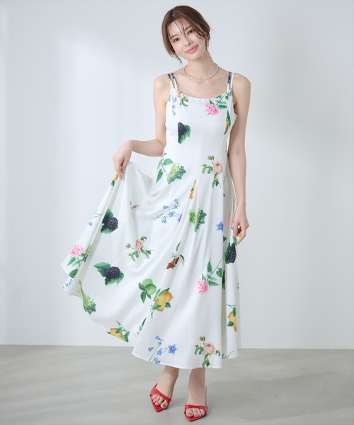 AND COUTURE(アンドクチュール)の「フルーツ柄プリントキャミワンピース(ワンピース・レディース・グリーン系その他/ブルー系その他/ホワイト系その他・FREE)」の22枚目の写真