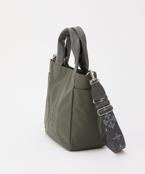 russet(ラシット)の「【Souffle TOTE】《WEB限定》コーデュラナイロン2WAYトートバッグ(トートバッグ・レディース・グレー系その他/グレー・FREE)」の4枚目の写真