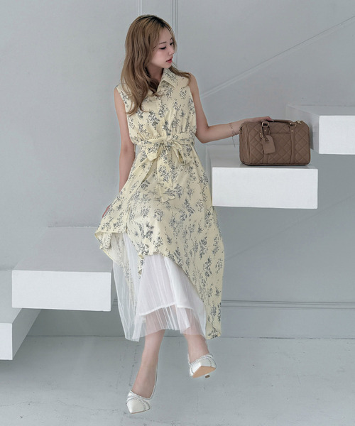 ROYAL PARTY(ロイヤルパーティー)の「シアープリーツドッキングフラワーシャツワンピース(シャツワンピース・レディース・ブラック/オフホワイト/イエロー・FREE)」の6枚目の写真
