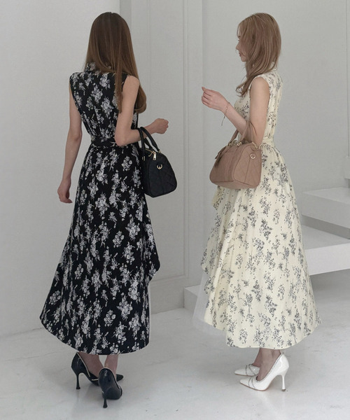 ROYAL PARTY(ロイヤルパーティー)の「シアープリーツドッキングフラワーシャツワンピース(シャツワンピース・レディース・ブラック/オフホワイト/イエロー・FREE)」の4枚目の写真