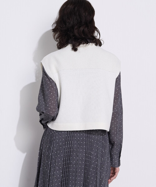 COMME CA（コムサ）の「〔 Sサイズ 〕 コットンポリエステルリリヤーン 前後切り替えベスト（ベスト・レディース・ネイビー/オフホワイト/ブラック・5号）」の20枚目の写真
