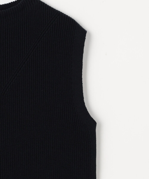 COMME CA（コムサ）の「〔 Sサイズ 〕 コットンポリエステルリリヤーン 前後切り替えベスト（ベスト・レディース・ネイビー/オフホワイト/ブラック・5号）」の10枚目の写真