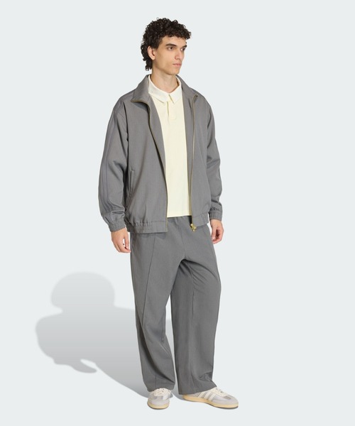 adidas(アディダス)の「ファイヤーバード ルーズ ピンストライプ トラックトップ / ジャージ / トラックジャケット / アディダスオリジナルス adidas Originals(ジャージ・メンズ・グレー・X-SMALL/X-LARGE/SMALL/MEDIUM/LARGE/3XL/XX-LARGE)」の3枚目の写真