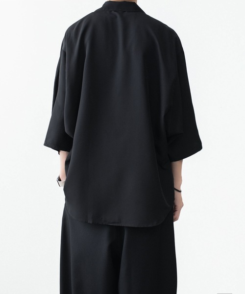 ato(アトウ)の「DOLMAN+SET-IN SLEEVE OPEN COLLAR SHIRTS(シャツ/ブラウス・メンズ・ホワイト/ブラック/ネイビー・44/46/48)」の9枚目の写真