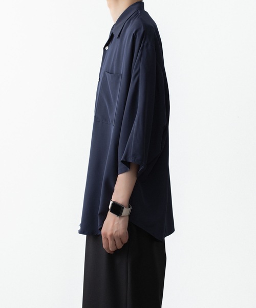 ato(アトウ)の「DOLMAN+SET-IN SLEEVE OPEN COLLAR SHIRTS(シャツ/ブラウス・メンズ・ホワイト/ブラック/ネイビー・44/46/48)」の21枚目の写真