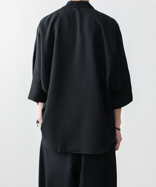 ato(アトウ)の「DOLMAN+SET-IN SLEEVE OPEN COLLAR SHIRTS(シャツ/ブラウス・メンズ・ホワイト/ブラック/ネイビー・44/46/48)」の7枚目の写真