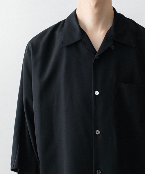 ato(アトウ)の「DOLMAN+SET-IN SLEEVE OPEN COLLAR SHIRTS(シャツ/ブラウス・メンズ・ホワイト/ブラック/ネイビー・44/46/48)」の8枚目の写真