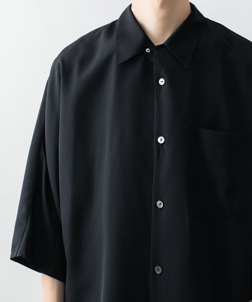 ato(アトウ)の「DOLMAN+SET-IN SLEEVE OPEN COLLAR SHIRTS(シャツ/ブラウス・メンズ・ホワイト/ブラック/ネイビー・44/46/48)」の10枚目の写真
