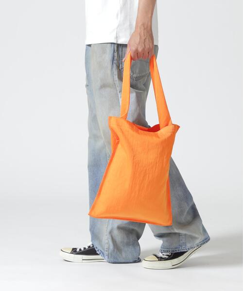 ITTI(イッチ)の「ITTI/イッチ/MARY INSIDE OUT TOTE - M / CERATO BRIGHT -26Q1(トートバッグ・レディース・オリーブ系/オレンジ・F)」の4枚目の写真