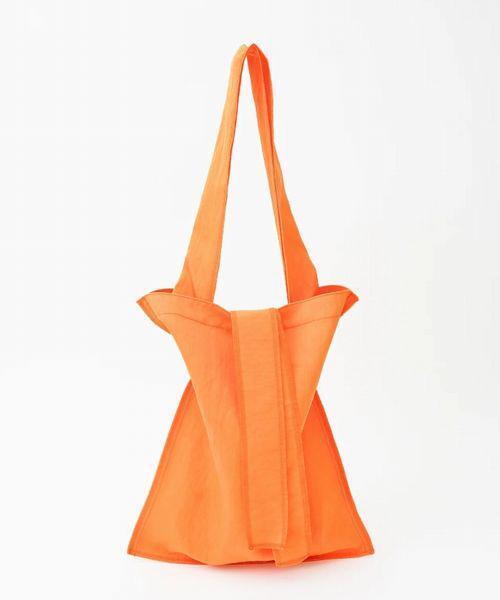 ITTI(イッチ)の「ITTI/イッチ/MARY INSIDE OUT TOTE - M / CERATO BRIGHT -26Q1(トートバッグ・レディース・オリーブ系/オレンジ・F)」の5枚目の写真