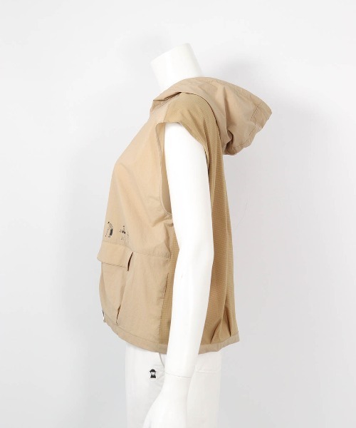 Picone CLUB(ピッコーネクラブ)の「バックメッシュジップベスト(ベスト・レディース・ネイビー/ホワイト/キャメル・9号/11号/13号)」の5枚目の写真