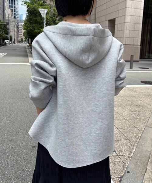 Jena espace merveilleux(ジェナ エスパスメルヴェイユ)の「ダンボールパーカー(Tシャツ/カットソー・レディース・ネイビー/アイボリー/ライトグレー・FREE)」の4枚目の写真