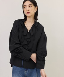 【WEB限定】ラッフルブラウス