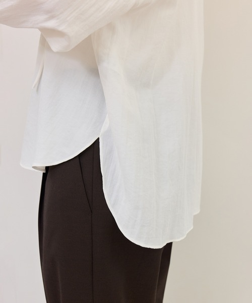 ADAM ET ROPE'(アダムエロペ)の「【WEB限定】ラッフルブラウス(シャツ/ブラウス・レディース・ホワイト/ブラック/グリーン系その他2・FREE)」の14枚目の写真