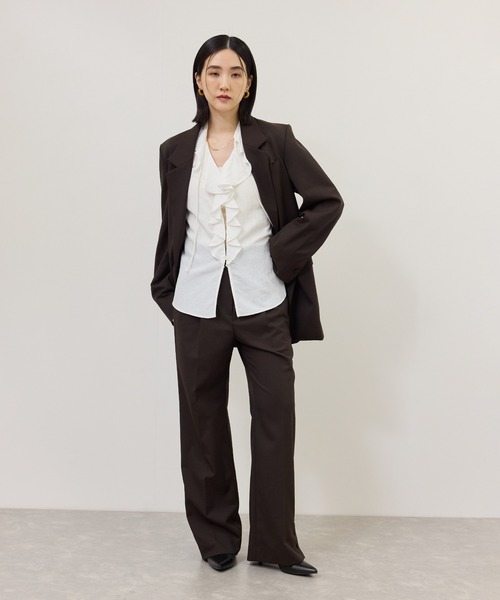ADAM ET ROPE'(アダムエロペ)の「【WEB限定】ラッフルブラウス(シャツ/ブラウス・レディース・ホワイト/ブラック/グリーン系その他2・FREE)」の4枚目の写真