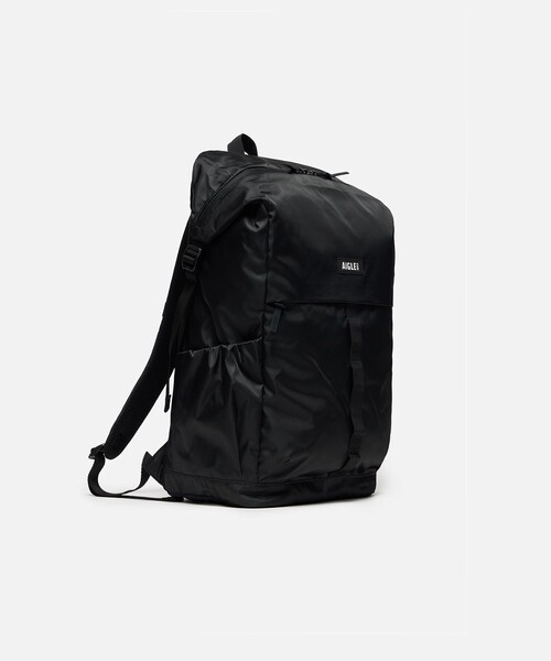AIGLE(エーグル)の「URBAN MOBILITY 撥水 リサイクルナイロンバックパック 26L(バックパック/リュック・レディース・ダークベージュ/ブラック・FREE)」の12枚目の写真