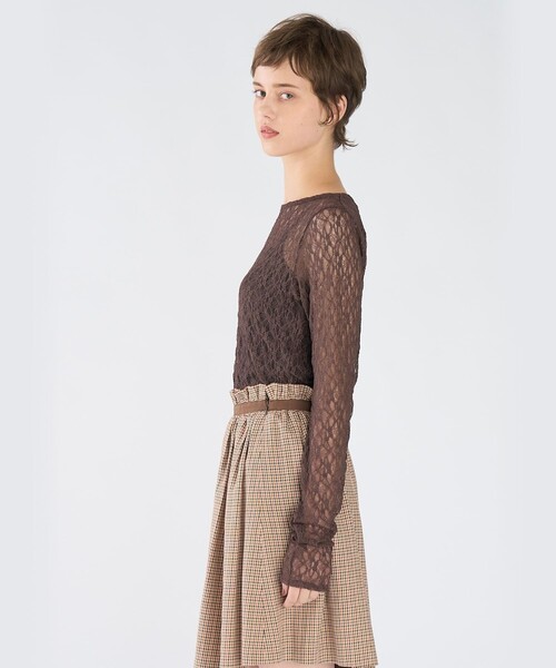 To b. by agnes b.（トゥービーバイアニエスベー）の「レース 長袖 プルオーバー（Tシャツ/カットソー・レディース・ブラウン・38）」の4枚目の写真